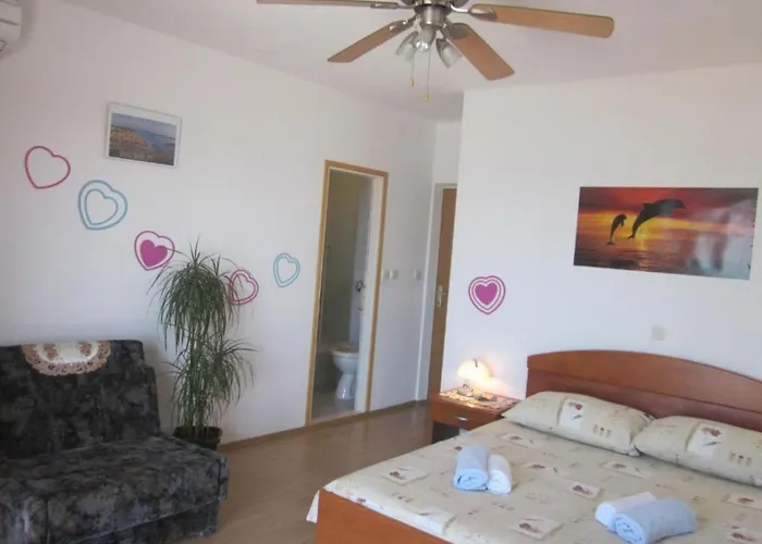 Azure Hvar Apartman
