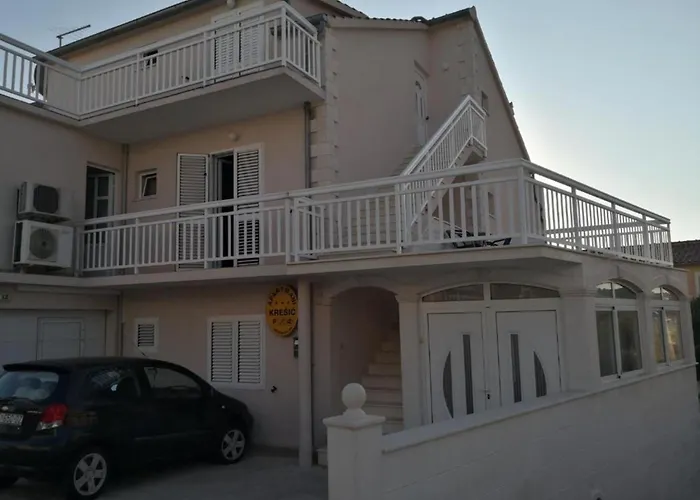 Azure Hvar Apartman *